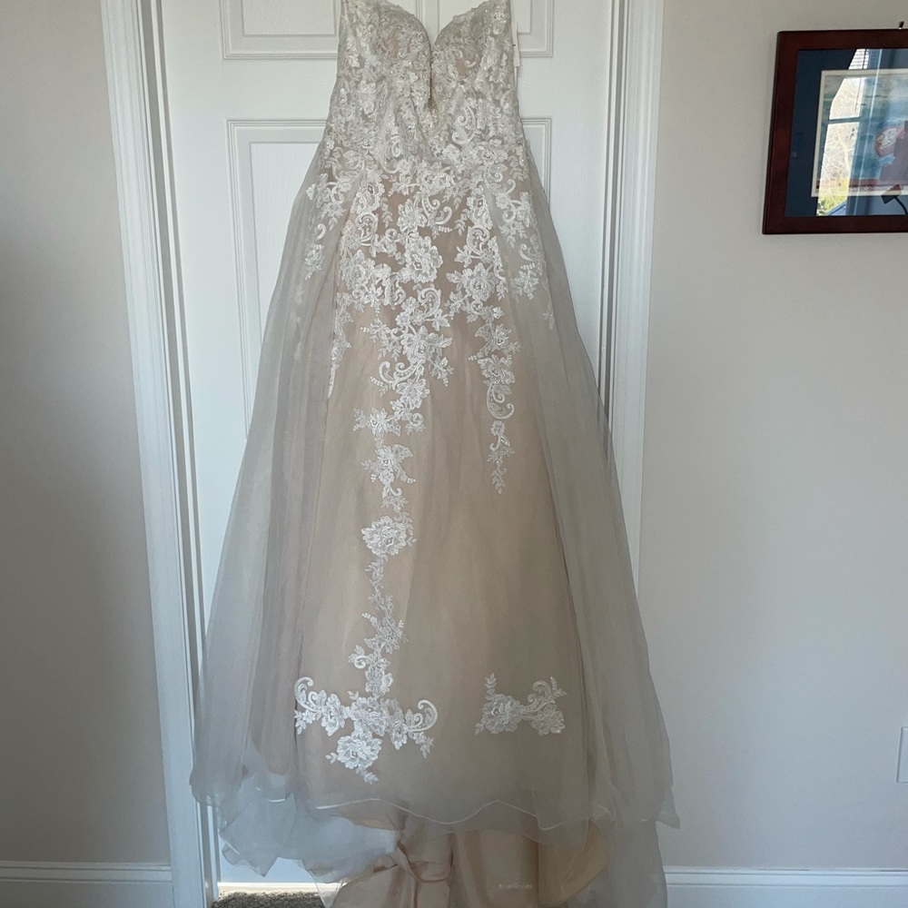 Brand New NEVER TAKEN OUT OF BAG wedding dress